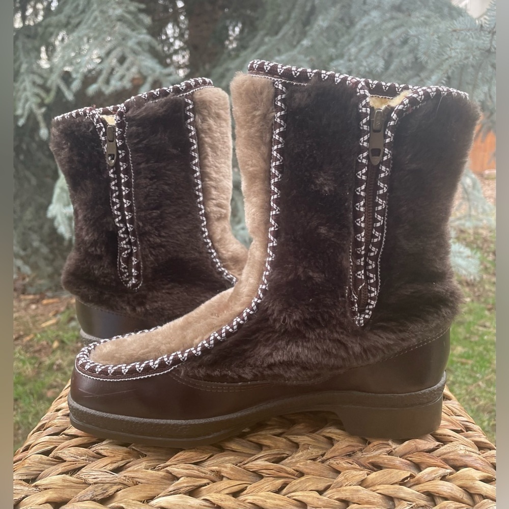 Snowland Brown/Tan Patchwork Furry Chunky Winter Mid Boots.  Women USA Size 7